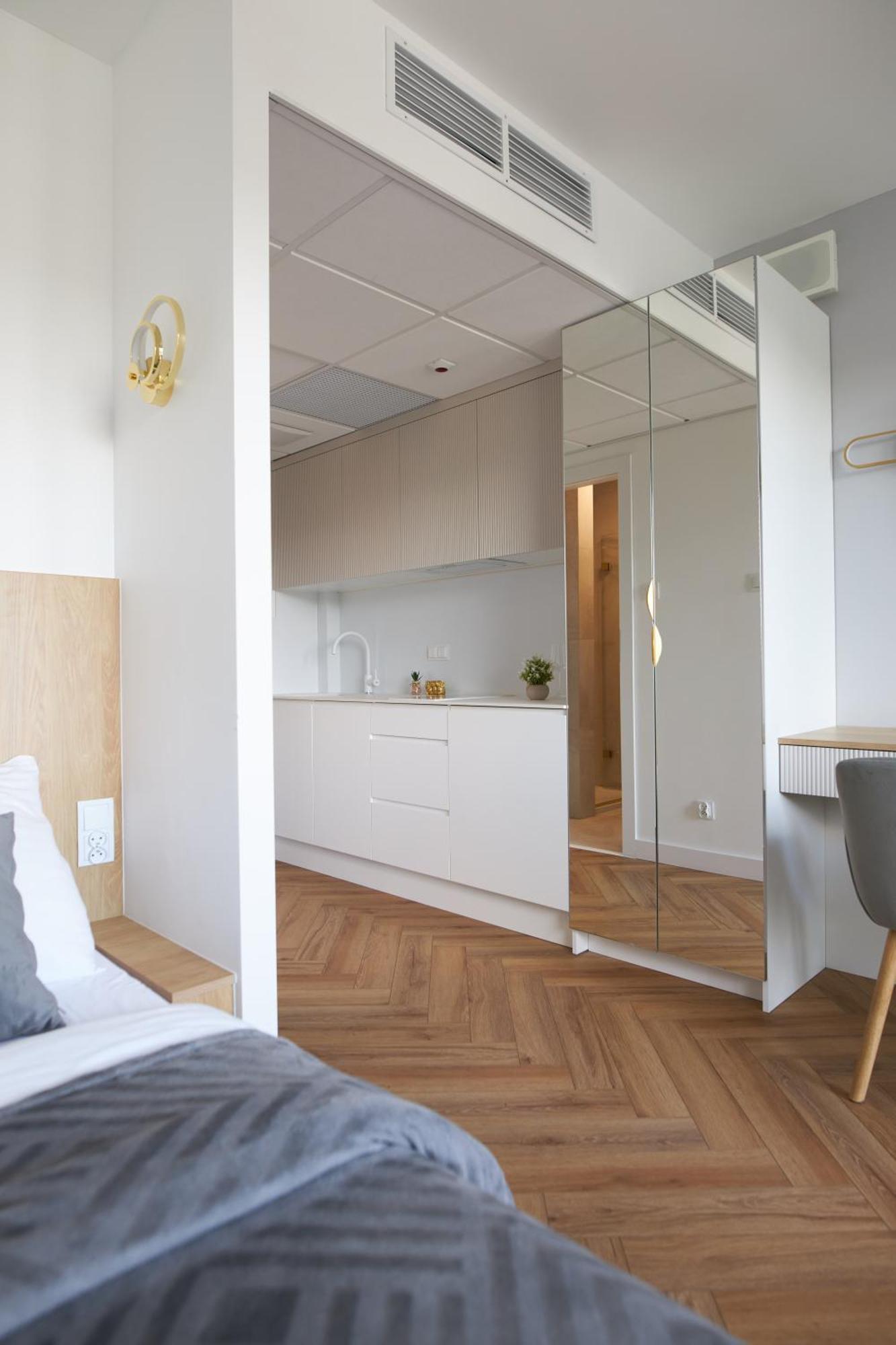 Gold Apartments Pileckiego Warsaw Exterior photo